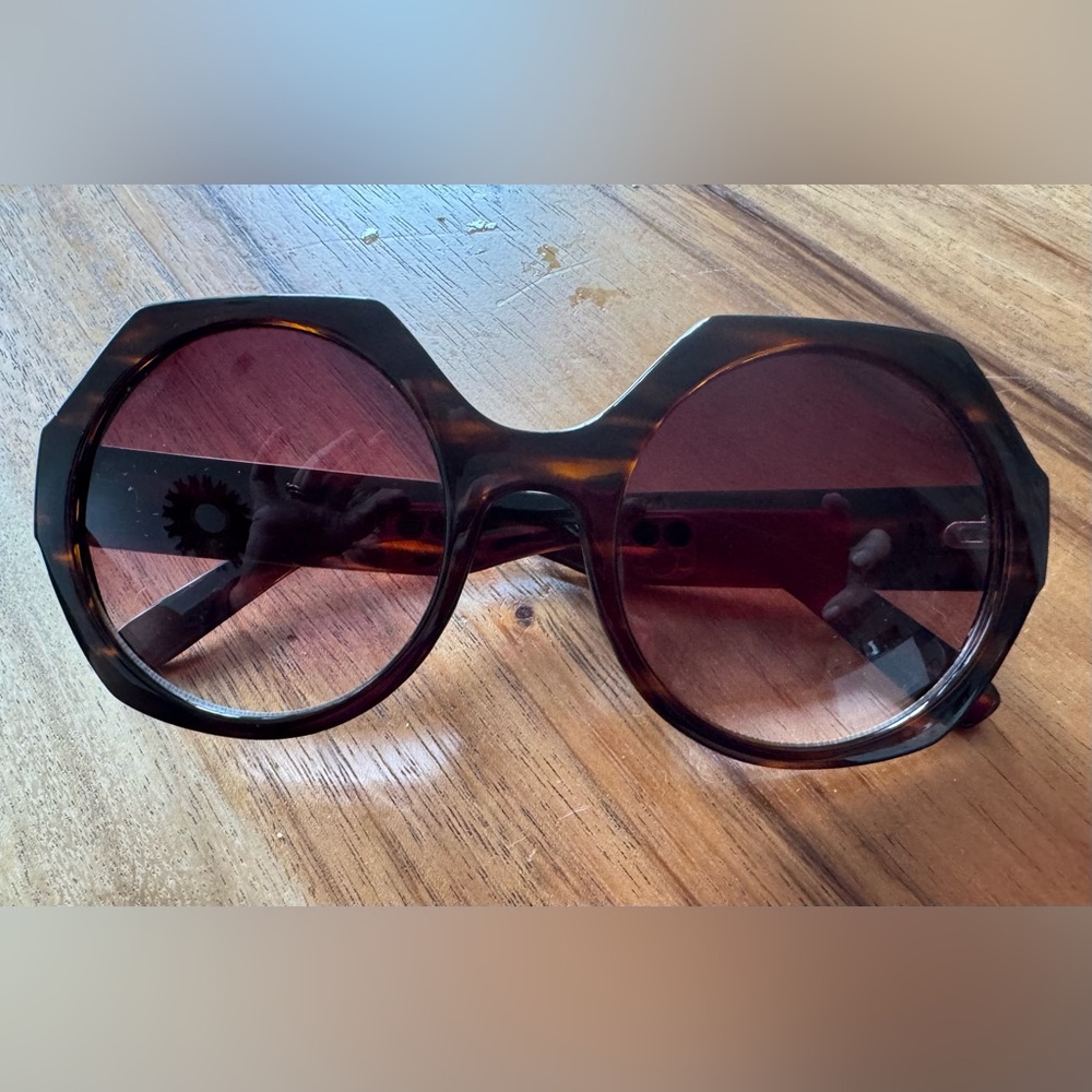 Judith Leiber sunglasses Fushia